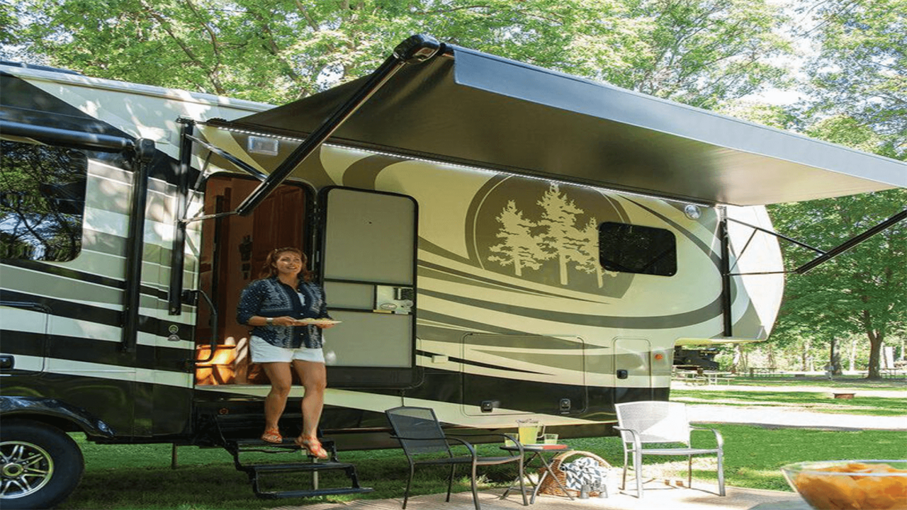 How to Extend RV Awnings