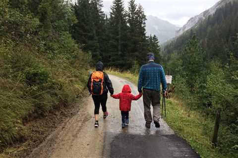 What Are First Day Hikes? Here’s Why You Should Start the New Year Outdoors