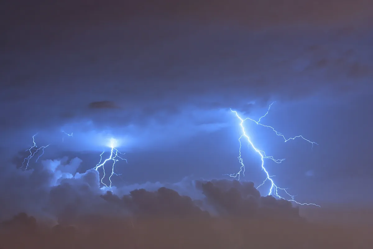 4th of July Video Shows Fireworks and Lightning Collide